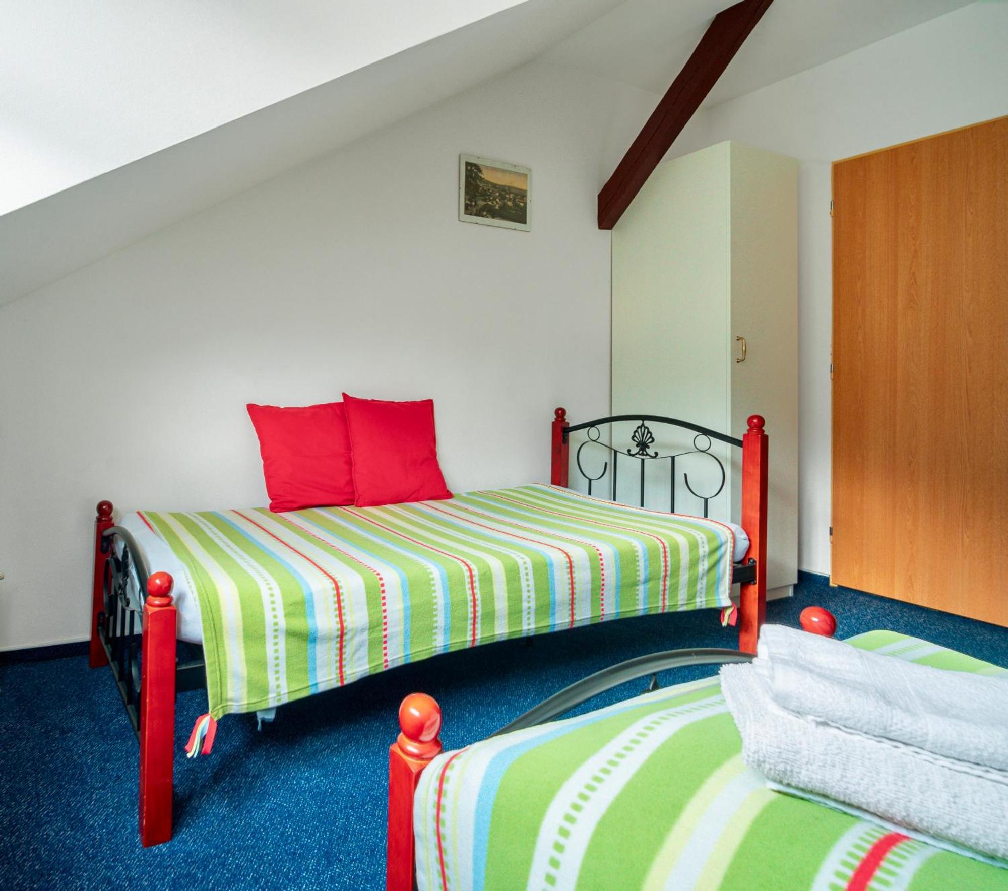 Hotel Ostende Chocerady Buitenkant foto